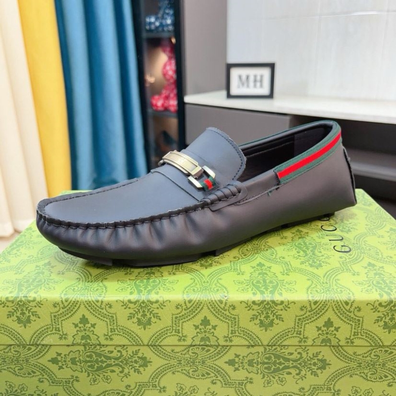G*u*i leather shoes